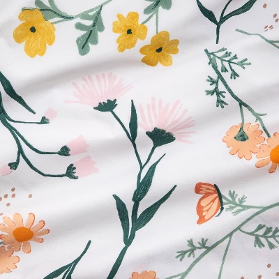 Fitted Crib Sheet - Cloud Island™ Garden Floral 5 Fitted Crib Sheet - Cloud Island™ Garden Floral - Image 3