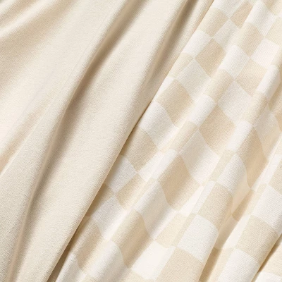 Fitted Play Yard Jersey Sheet - Cream Checks - 2pk - Cloud Island™ 4 Fitted Play Yard Jersey Sheet - Cream Checks - 2pk - Cloud Island™ - Image 2