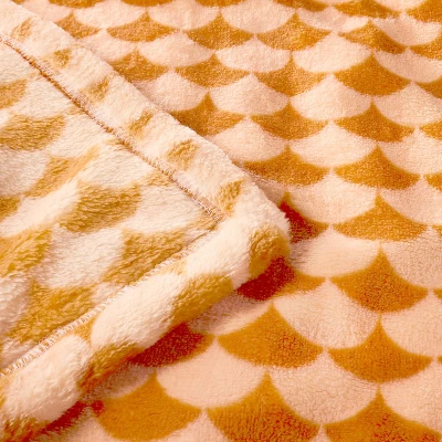 Orange Scallop Halloween Baby Blanket - Cloud Island™ 4 Orange Scallop Halloween Baby Blanket - Cloud Island™ - Image 2