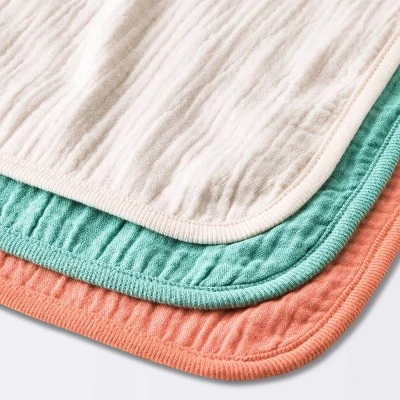 Baby Girls' Layette Garden Gifting Bundle - Cloud Island™ Floral 6 Baby Girls' Layette Garden Gifting Bundle - Cloud Island™ Floral - Image 4